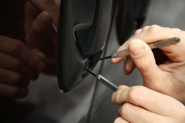 Our-automobile-locksmith-services-in-Lancaster