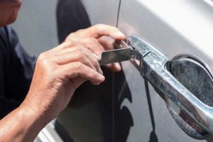 Our automobile locksmith services